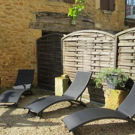 펜션 Maison De En Perigord Noir Saint-Alvère