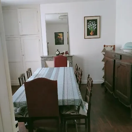 펜션 Maison De En Perigord Noir Saint-Alvère